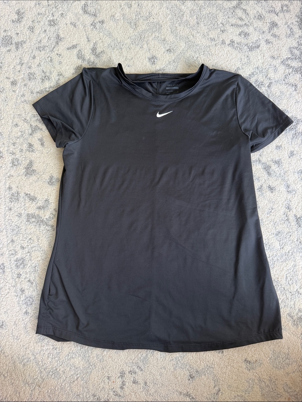Nike Women’s Black Short Sleeve Dri-FIT Tee! Size Large!